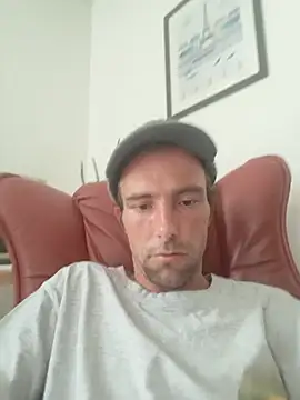 Snapshot of Speedyvinc chatting on July 3, 2026, 1:17 pm Speedyvinc online show from July 3, 2026, 1:17 pm