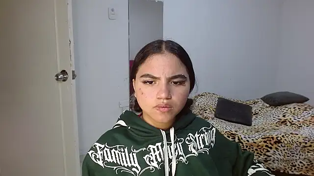 Snapshot of kimmyfuckass chatting on July 21, 2026, 1:01 pm kimmyfuckass online show from July 21, 2026, 1:01 pm