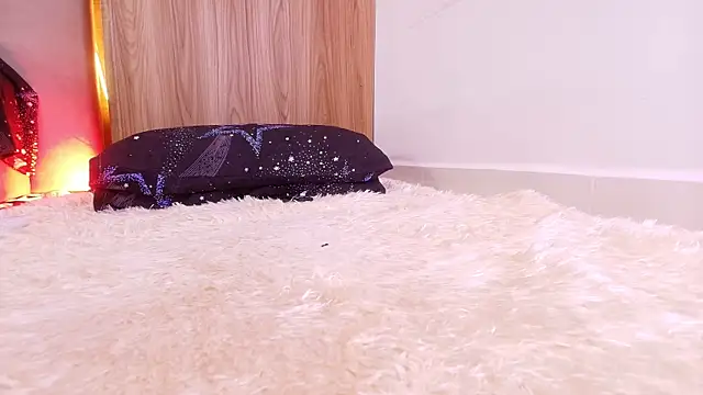 kiara lp online show from April 11, 2026, 7:45 am