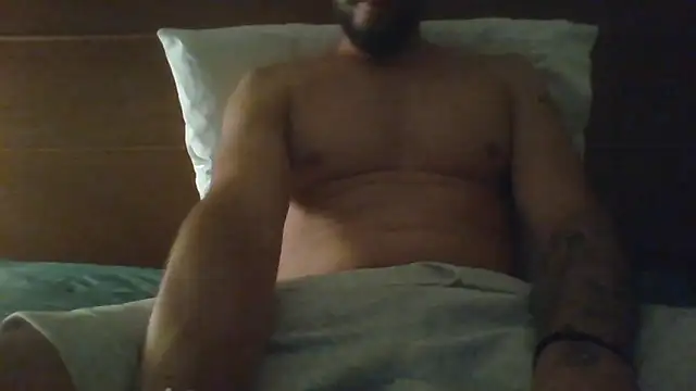 Snapshot of freetom31 chatting on March 19, 2026, 11:32 am freetom31 online show from March 19, 2026, 11:32 am