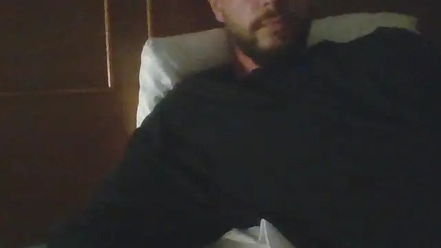 Snapshot of freetom31 chatting on March 6, 2026, 1:28 pm freetom31 online show from March 6, 2026, 1:28 pm