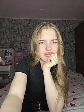 KayShaw online show from March 27, 2026, 8:37 am