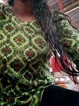 Snapshot of pakhibhabi chatting on March 4, 2026, 9:39 am pakhibhabi online show from March 4, 2026, 9:39 am