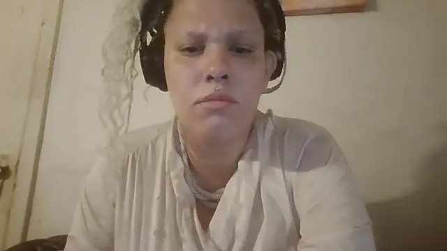 Snapshot of Minty5515 chatting on March 6, 2026, 3:29 pm Minty5515 online show from March 6, 2026, 3:29 pm