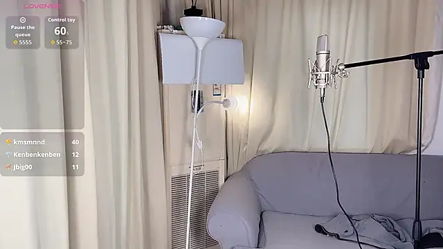 Tavie1744 online show from March 18, 2026, 12:58 am