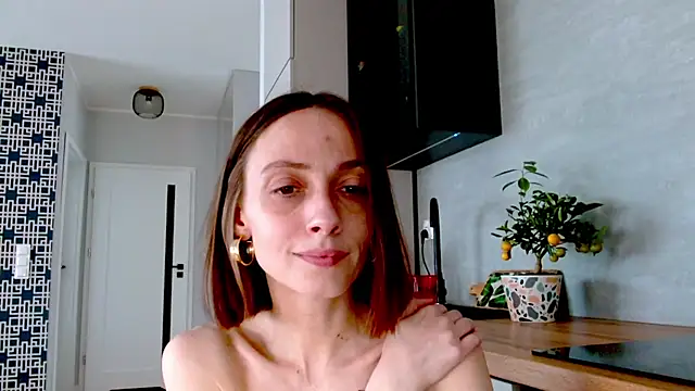 misssweet online show from June 20, 2026, 3:28 pm