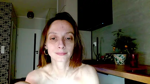 misssweet online show from June 18, 2026, 9:53 pm