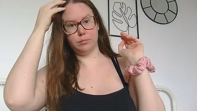 CelineThompson online show from March 12, 2026, 11:58 am