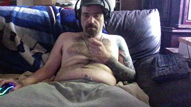 Snapshot of KinkyTOMan chatting on May 27, 2026, 7:43 pm KinkyTOMan online show from May 27, 2026, 7:43 pm