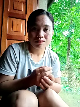 Snapshot of Mayxinh_love chatting on May 24, 2026, 12:21 am Mayxinh love online show from May 24, 2026, 12:21 am