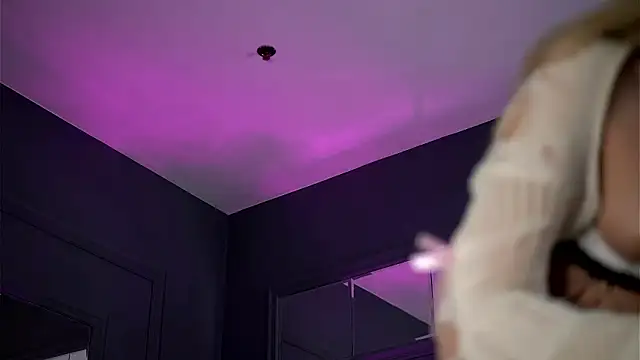 BrattyScarlet online show from March 27, 2026, 6:55 am