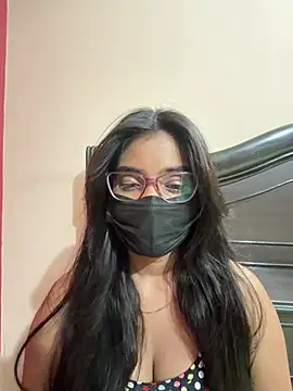 Snapshot of nikki_catz chatting on July 27, 2026, 4:47 pm nikki catz online show from July 27, 2026, 4:47 pm
