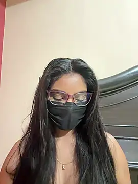 Snapshot of nikki_catz chatting on July 16, 2026, 4:37 pm nikki catz online show from July 16, 2026, 4:37 pm