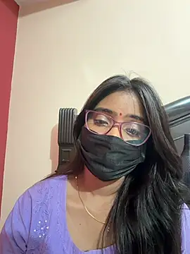 Snapshot of nikki_catz chatting on July 5, 2026, 5:09 pm nikki catz online show from July 5, 2026, 5:09 pm