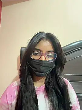 Snapshot of nikki_catz chatting on July 2, 2026, 4:46 pm nikki catz online show from July 2, 2026, 4:46 pm