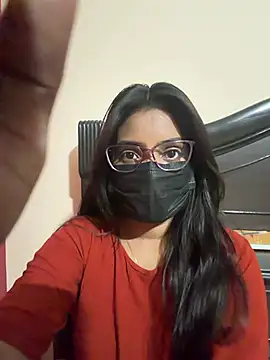 Snapshot of nikki_catz chatting on June 25, 2026, 4:34 pm nikki catz online show from June 25, 2026, 4:34 pm