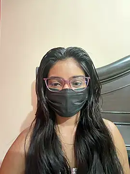 Snapshot of nikki_catz chatting on July 16, 2026, 1:35 am nikki catz online show from July 16, 2026, 1:35 am