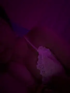 hot-cumplay online show from March 5, 2026, 12:40 am