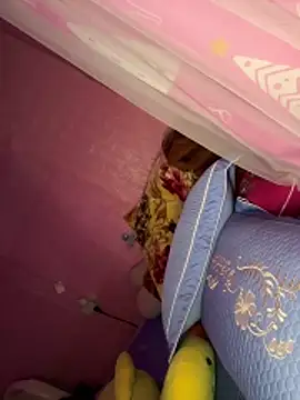 hot-cumplay online show from March 9, 2026, 6:11 pm