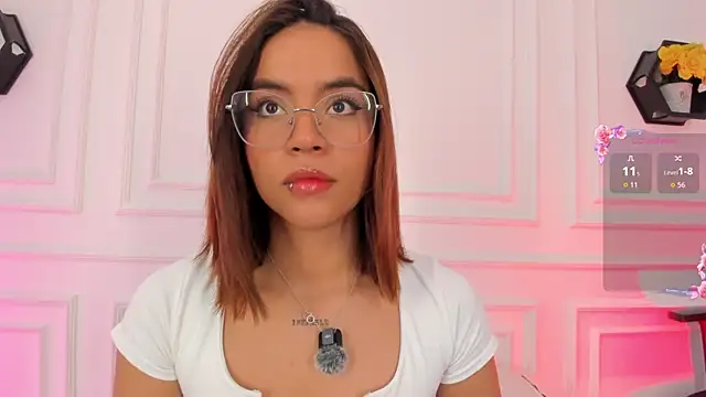 Im Scarlett  online show from July 9, 2026, 6:18 pm