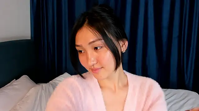 Snapshot of VesperCrown chatting on March 14, 2026, 10:38 pm VesperCrown online show from March 14, 2026, 10:38 pm