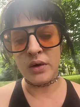 Xlilli69X online show from April 22, 2026, 11:06 am