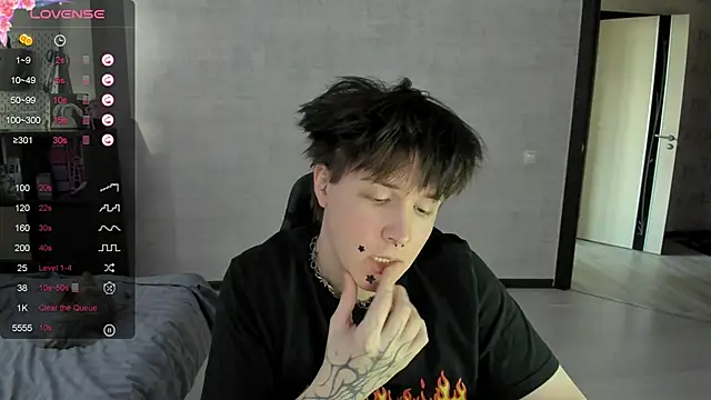 MIya Chinen online show from April 24, 2026, 1:35 pm