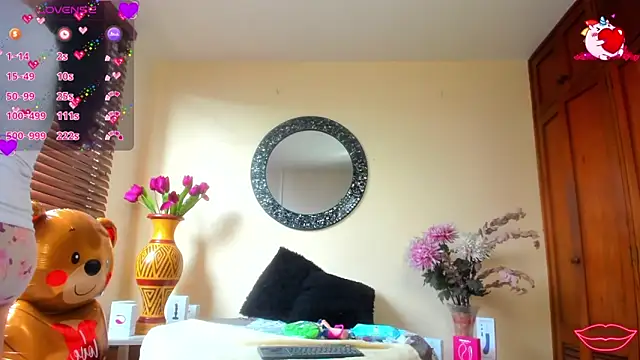 Maye Milf  online show from March 14, 2026, 12:33 pm