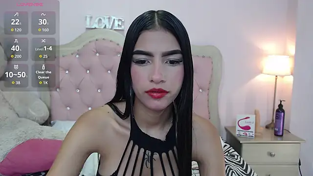 skinny hailey online show from April 14, 2026, 12:10 pm