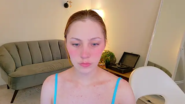 Snapshot of I_m_Regina chatting on July 21, 2026, 6:15 am I m Regina online show from July 21, 2026, 6:15 am