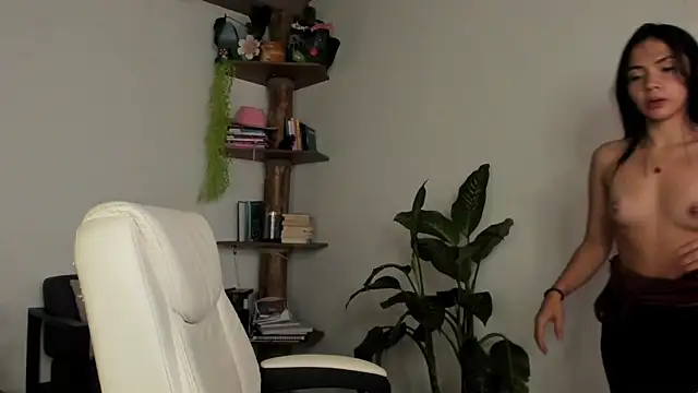 hi kiittyy online show from March 15, 2026, 1:18 pm