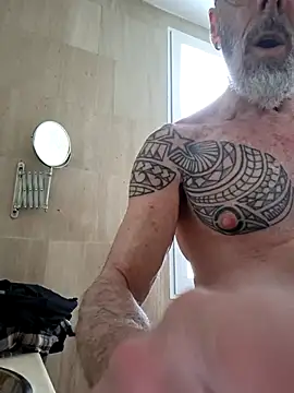 Snapshot of XXX666HEIL chatting on April 14, 2026, 12:43 pm XXX666HEIL online show from April 14, 2026, 12:43 pm