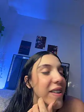 Snapshot of Jetf_Andrea_couple chatting on May 15, 2026, 4:05 pm Jetf Andrea couple online show from May 15, 2026, 4:05 pm