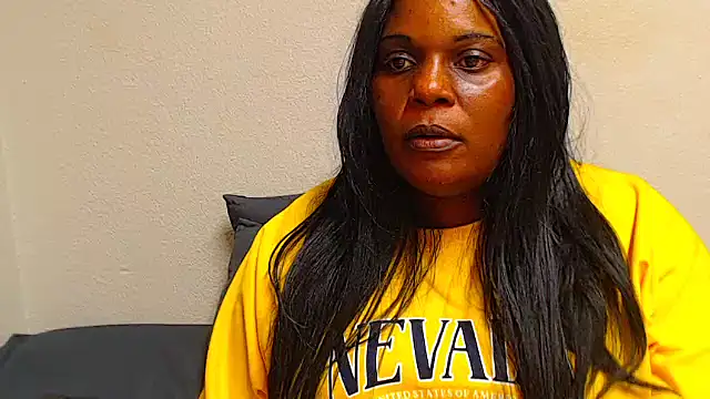Busty42DDZA online show from May 1, 2026, 7:08 pm