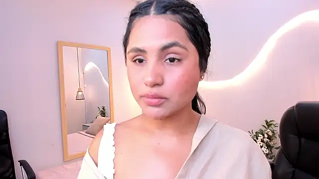 Mara  05 online show from March 18, 2026, 7:59 pm