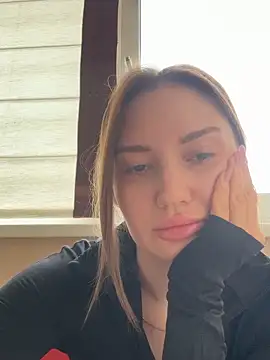 Snapshot of Linda_loona chatting on March 4, 2026, 8:00 am Linda loona online show from March 4, 2026, 8:00 am