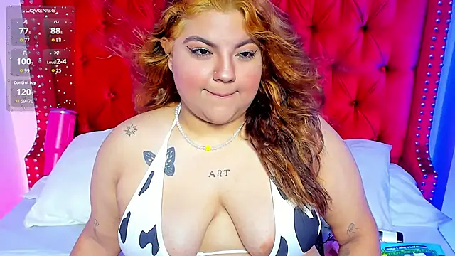 SunnyHoney  online show from June 5, 2026, 12:22 pm