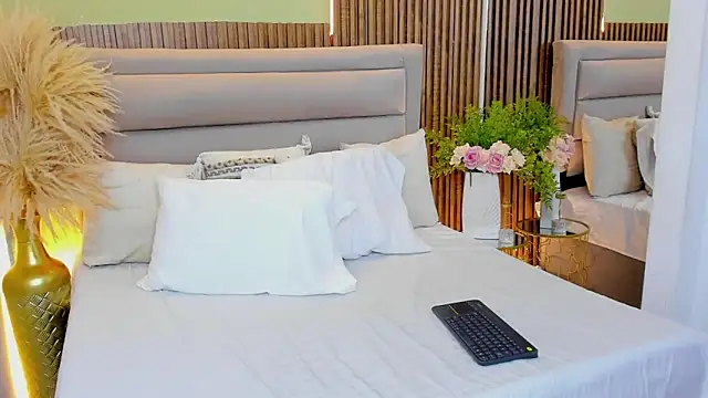 VanessaOwens1 online show from March 13, 2026, 6:46 pm