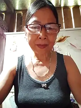 Snapshot of Sky-rain98 chatting on May 15, 2026, 7:39 am Sky-rain98 online show from May 15, 2026, 7:39 am