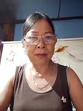 Snapshot of Sky-rain98 chatting on July 13, 2026, 7:35 pm Sky-rain98 online show from July 13, 2026, 7:35 pm