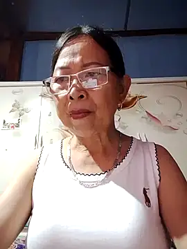 Snapshot of Sky-rain98 chatting on July 15, 2026, 2:24 pm Sky-rain98 online show from July 15, 2026, 2:24 pm