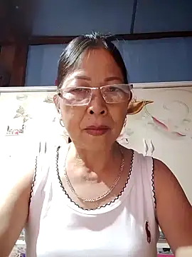 Snapshot of Sky-rain98 chatting on July 23, 2026, 5:31 pm Sky-rain98 online show from July 23, 2026, 5:31 pm
