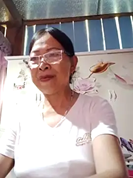 Snapshot of Sky-rain98 chatting on July 26, 2026, 8:43 am Sky-rain98 online show from July 26, 2026, 8:43 am