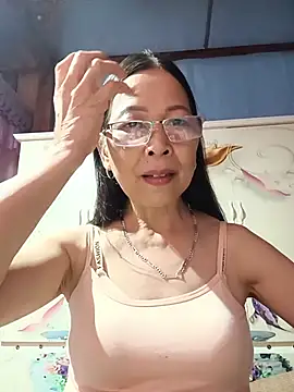 Snapshot of Sky-rain98 chatting on July 31, 2026, 12:37 pm Sky-rain98 online show from July 31, 2026, 12:37 pm