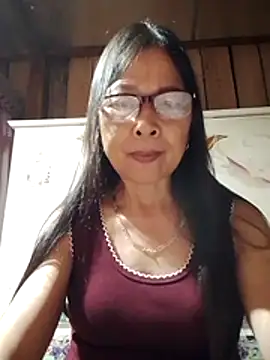 Snapshot of Sky-rain98 chatting on June 21, 2026, 10:26 pm Sky-rain98 online show from June 21, 2026, 10:26 pm