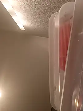 luckilyfound3 online show from March 5, 2026, 6:04 pm