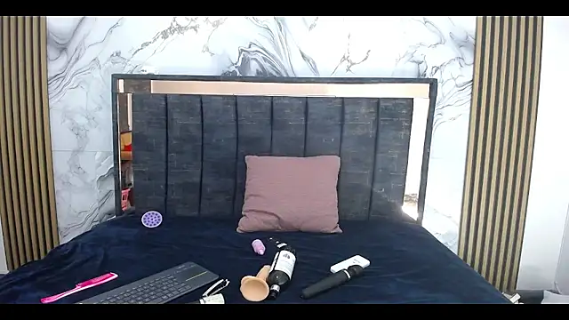 Mohana girls sexy online show from April 7, 2026, 4:03 am