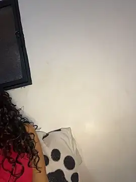 Snapshot of AmeliaAndersson chatting on May 16, 2026, 10:42 pm AmeliaAndersson online show from May 16, 2026, 10:42 pm