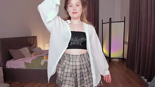 JennyHardy online show from April 14, 2026, 11:48 am