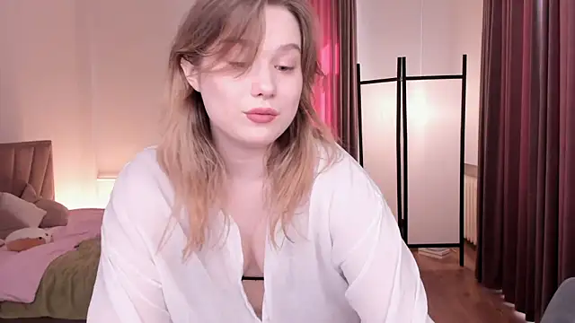 Snapshot of JennyHardy chatting on April 24, 2026, 1:13 pm JennyHardy online show from April 24, 2026, 1:13 pm